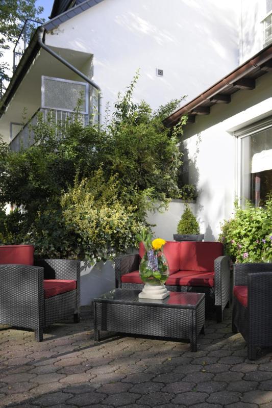 苏尔博思特酒店 Deudesfeld 外观 照片